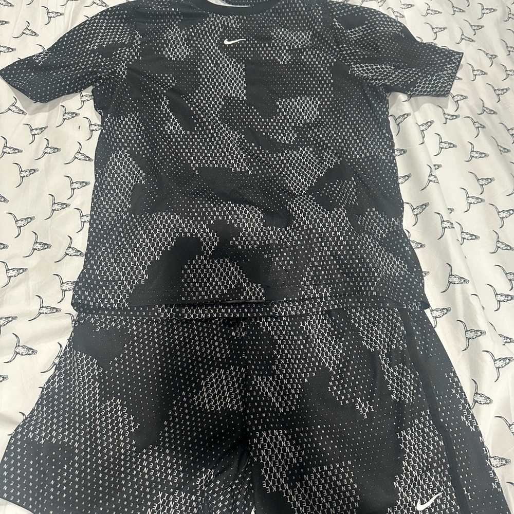 Nike Black and White Camo Athletic Set